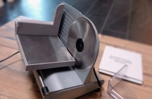 Brot und Wurstschneidemaschine 