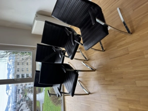 5 Stühle zu verschenken Bild 3