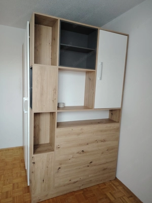 Begehbarer Kleiderkasten Bild 4