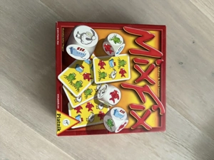 diverse Gesellschaftsspiele, Rummy, Monopoly, Halli Galli, Andor, Siedler Bild 5