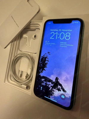 Apple iPhone 11 128 GB grün Bild 3
