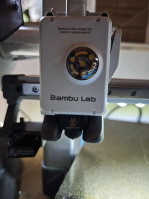 Bambu Lab A1 Combo 3D-Drucker Bild 2