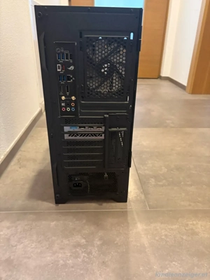 PC und Curved Monitor  Bild 3