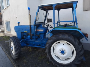 Traktor Ford Allrad Bild 2