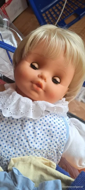 Puppe mit Bekleidung  Bild 2
