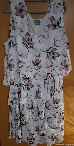 Schönes Midi Stufenkleid Größe 52 Bild 2