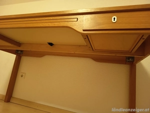 Schreibtisch 150x75 Echtholz Bild 4