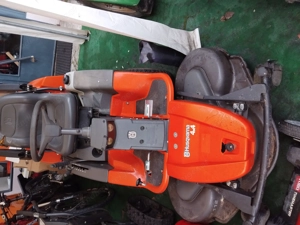 Traktor  Husquarna Bild 3