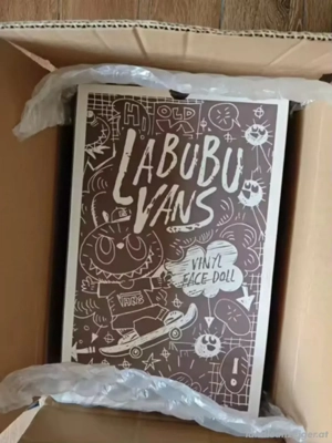Pop Mart Labubu The Monsters X Vans Oldskool  Bild 4
