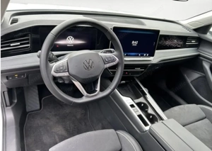 Volkswagen Passat Elegance 2.0 TDI 150 PS   EZ 05 2  km   Werksgarantie bis Mai 2026 Bild 4