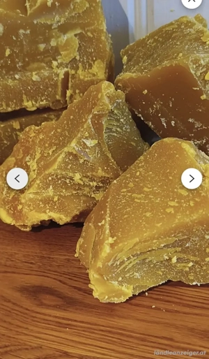 Suche Bienenwachs  Kerzen Reste 