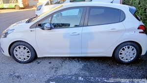 Peugoet 208 Bild 2