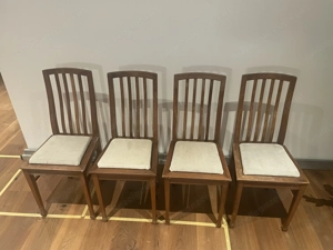 Alte Holzstühle, 4 Stück Bild 2