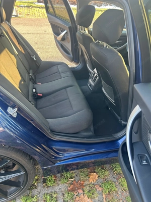 BMW 320d xDrive Touring F31 B47 Bild 10