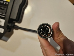 Balkonkraftwerk Microinverter Bild 3