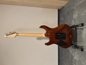 E-Gitarren-Komplettset Yamaha Pacifica 412VTBL & Behringer GMX210 Verstärker inkl. Tasche! Bild 3