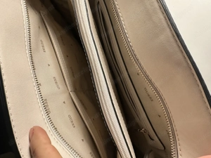 Guess Handtasche zu verkaufen  Bild 5