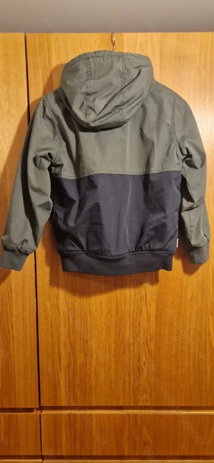 Jacke mit Kapuze für Jungen Größe S (10) Bild 2