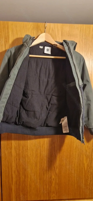 Jacke mit Kapuze für Jungen Größe S (10) Bild 3
