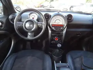 Mini Cooper Countryman R60 !! Benziner !! Für Export    Händler    Mechaniker Verkauft Bild 9