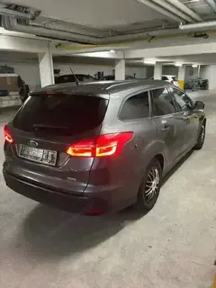 Ford Focus Trend  1.0 ecoboost  Bild 4