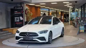 Mercedes-Benz C 200 Bild 12