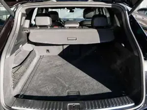 Porsche Cayenne Bild 18