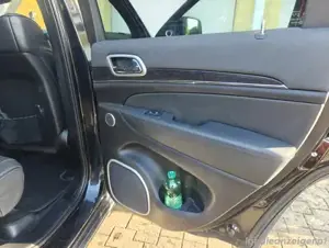 Jeep Grand Cherokee Summit  Bild 8
