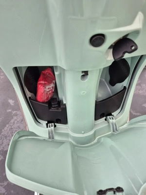 Vespa Primavera 50ccm Bild 3