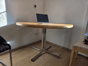 yellow round table Bild 3