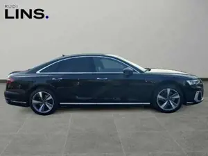 Audi A8 Bild 6