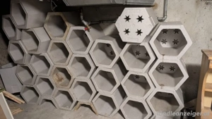 Weinregal Wabenstruktur Bild 3