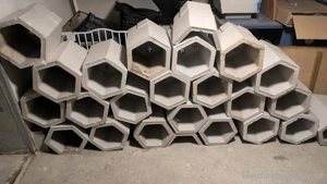 Weinregal Wabenstruktur Bild 2