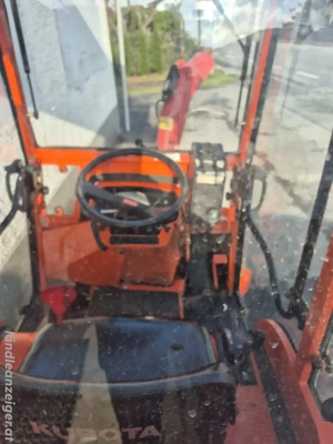 Kubota Traktor  Bild 3