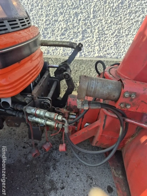 Kubota Traktor  Bild 4