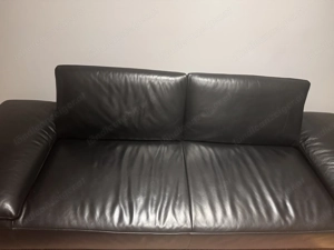 schwarzes Ledersofa Bild 2