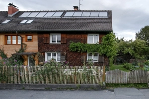 Altbau-Doppelhaushälfte mit Gartenhaus u. Garten in Lauterach ab April zu vermieten Bild 2