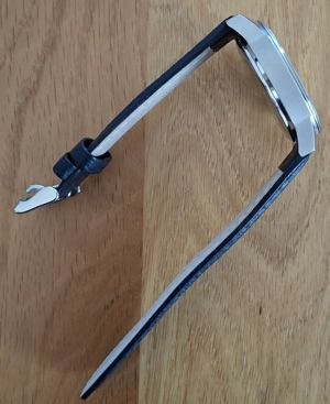 Armbanduhr mit Tachymeter Bild 5