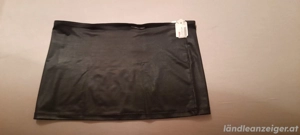 Zu Verkaufen, Minirock 