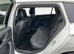 Volkswagen Passat Elegance 2.0 TDI 150 PS EZ 05.2  km Werksgarantie bis Mai 2026 Bild 4