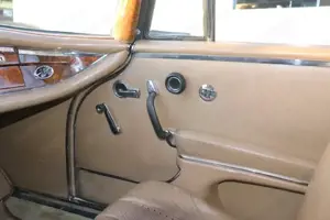 Mercedes 220 SE Coupe Bild 8