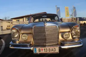 Mercedes 220 SE Coupe Bild 3