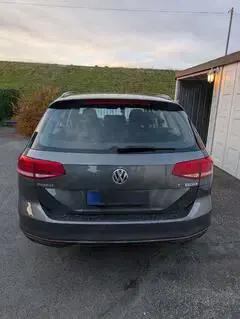 VW Passat Bild 2