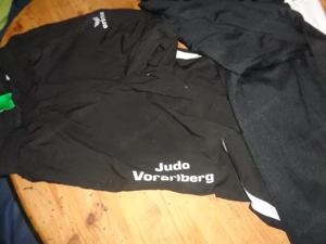 Trainingsanzug von Judo Bregenz Bild 6