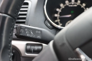 Skoda Yeti 2.0 TDI 4x4 DSG *Allrad *Automatik *Pickerl NEU *Skoda Servicegepflegt *Winterreifen NEU Bild 5