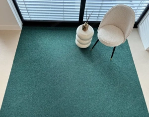 Grüne Heuga 727 Teppichfliesen. Jetzt 3,75 Bild 2