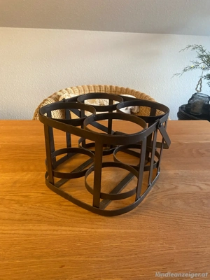 Flaschenhalter aus Eisen mit Henkel Bild 2