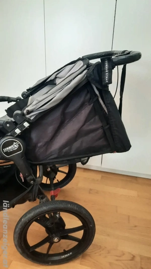 Verschenke Kinderwagen Jogger Jogging Bild 2