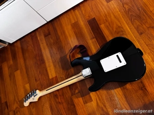 E Gitarre für Kinder Bild 3