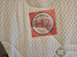 Bettgestell inkl. Lattenrost, Matratze und Matratzenschoner (120 x 200) Bild 4